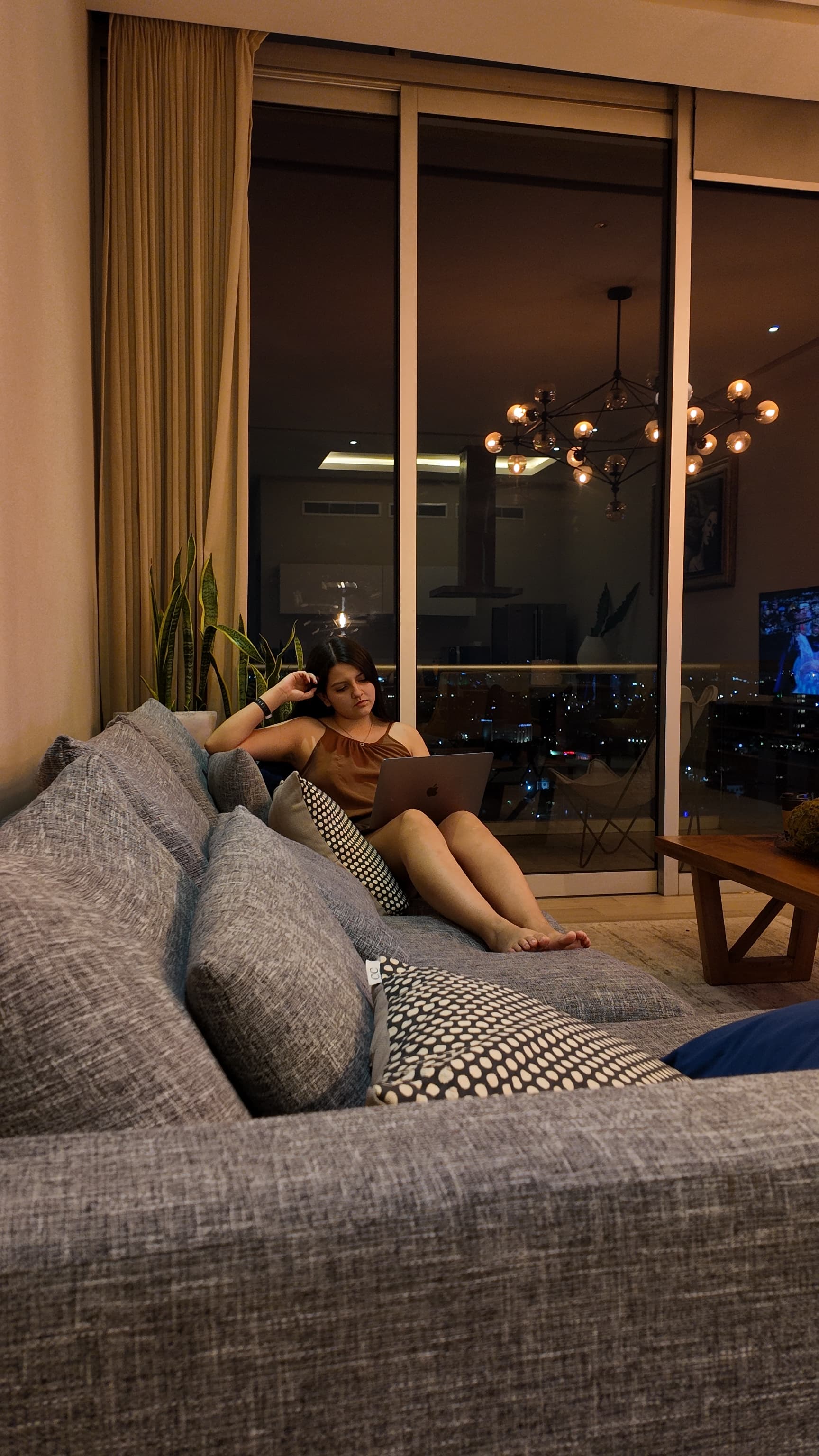 Solving logic puzzles at a desk